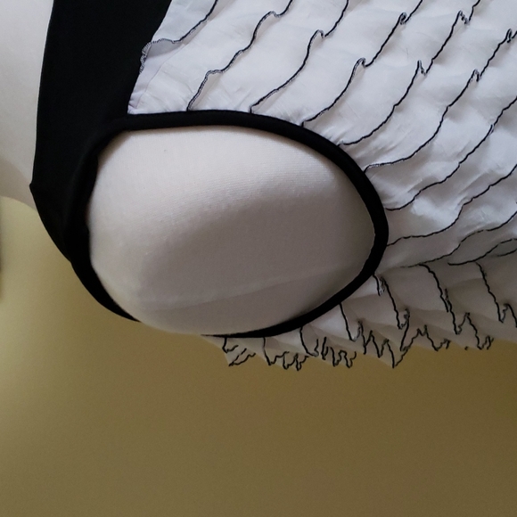 Cute Polyester Knit Ruffled Top - Picture 5 of 5